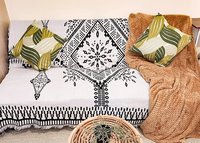 Boho View 1br In Makati With Netflix Manila