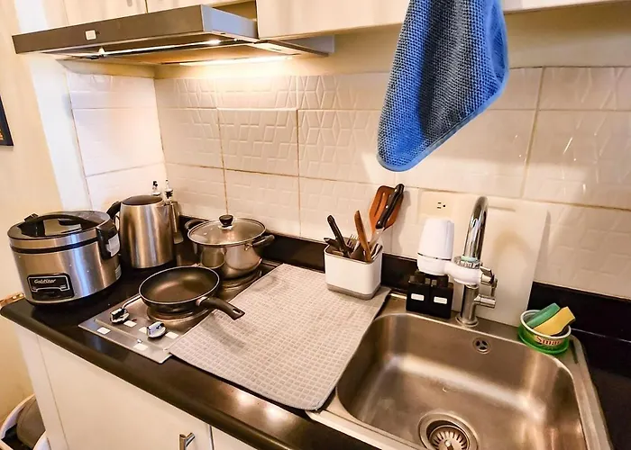 Boho View 1br In Makati With Netflix Apartment Manila